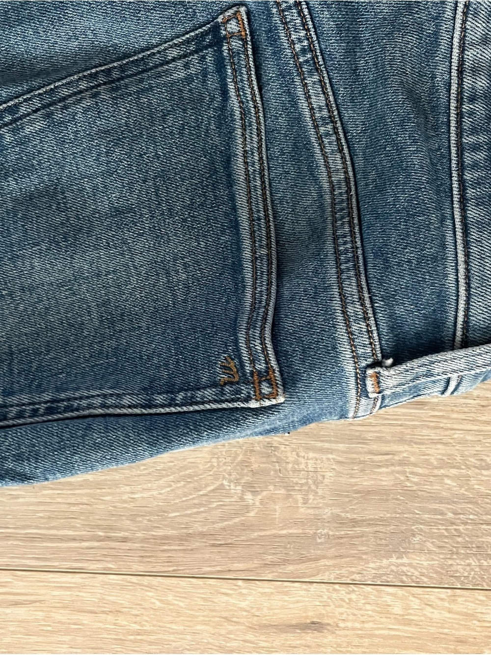 Madewell Women’s Tall Kick Out Crop Jeans Oneida Wash Super Stretch - Size 27T - Picture 10 of 10